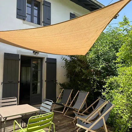 Maison De Charme Pres De Geneve, Vue Et Terrasse - Ideal Familles! Hébergement de vacances Etrembieres