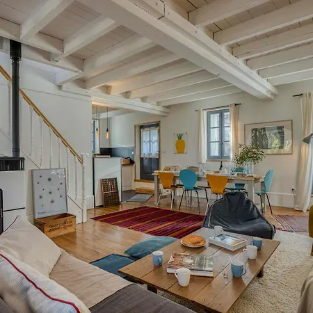 Casa vacanze Maison De Charme Près De Genève, Vue Et Terrasse - Idéal Familles! Etrembieres